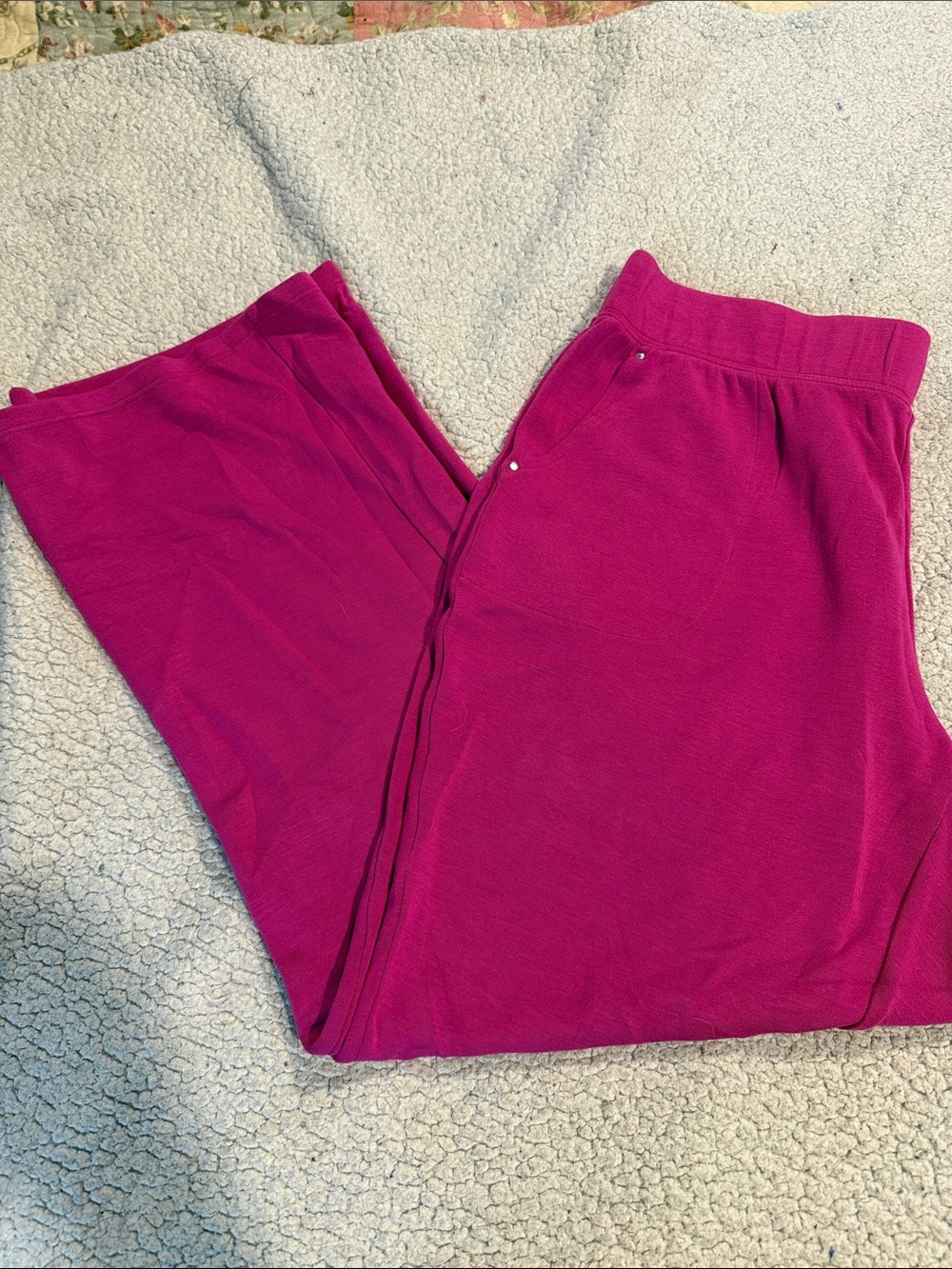 Sport Savvy Wide-Leg Knit Pants in Fuchsia